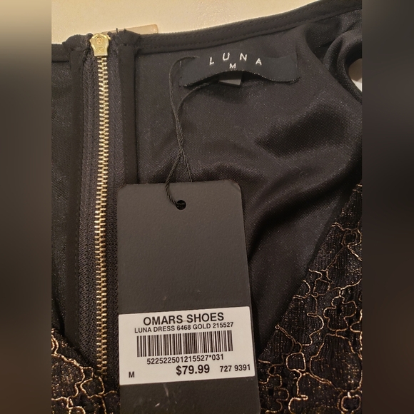 Black and gold medium short dress - Picture 2 of 11